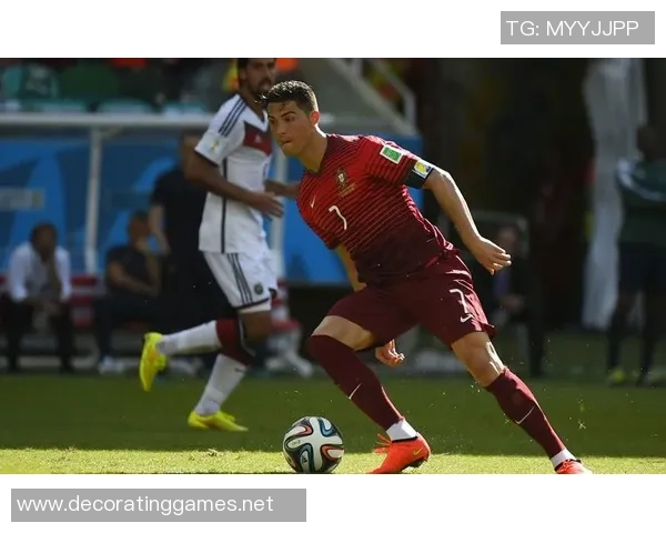 足球明星染玫红色引发热议时尚与运动的完美结合展现个性魅力 足球明星染玫红色引发热议时尚与运动的完美结合展现个性魅力